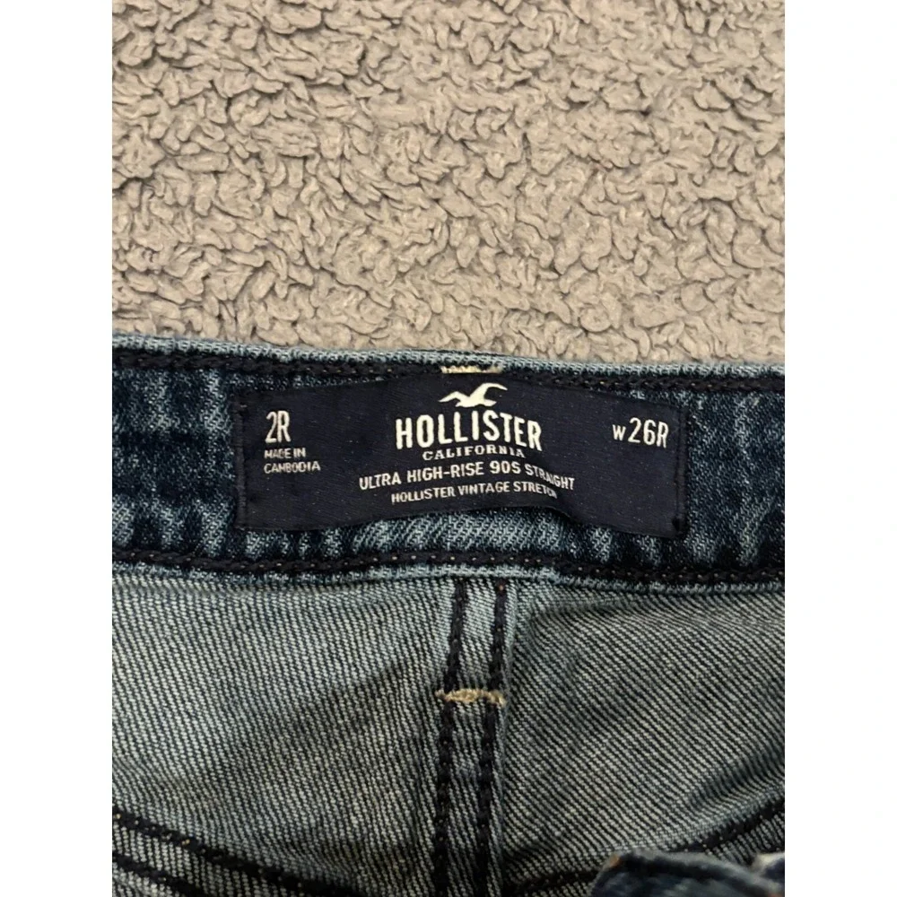 Hollister Jeans Women 2R/26R Blue Ultra High Rise 90s Straight Vintage Retro